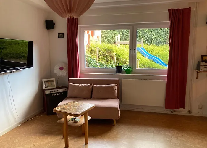 Suesse Souterrain-wohnung Mit Anbindung Nach Muenster Appartement