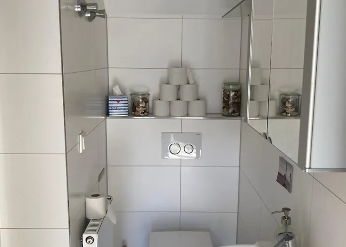 Suesse Souterrain-wohnung Mit Anbindung Nach Muenster Appartement *